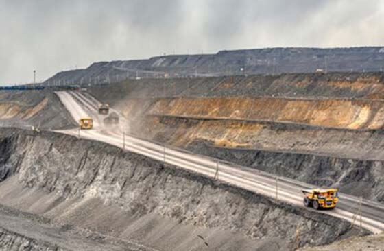 road-transportation-method-in-open-pit-mine.jpg