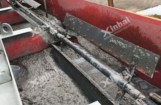Flotation pulp density is important for flotation effect.